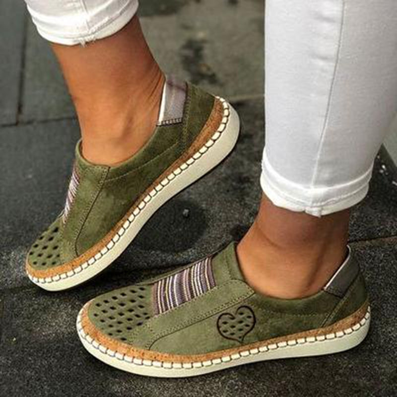 Chic Heart Casual Flats for Women