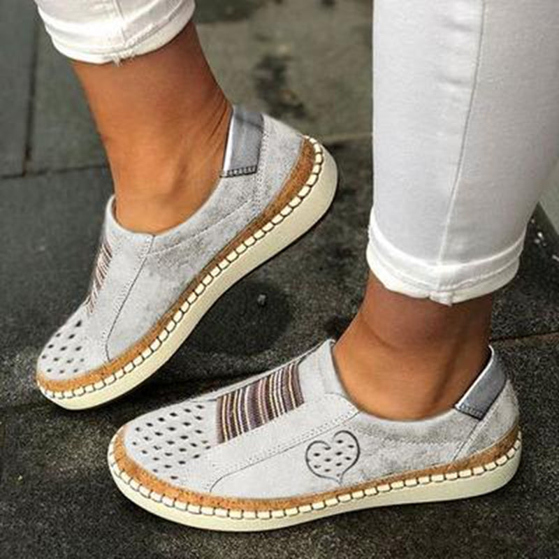 Chic Heart Casual Flats for Women
