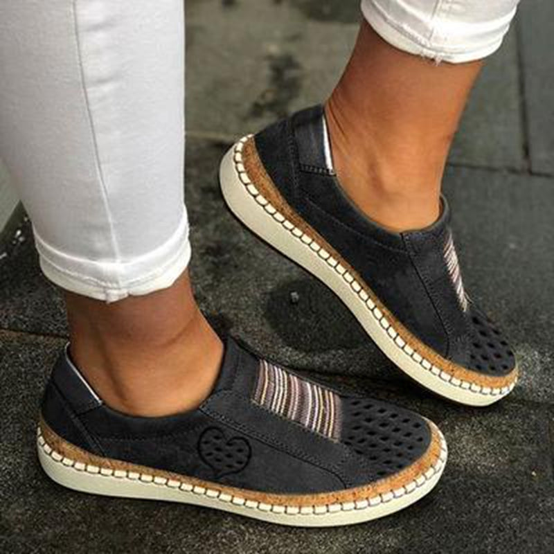 Chic Heart Casual Flats for Women